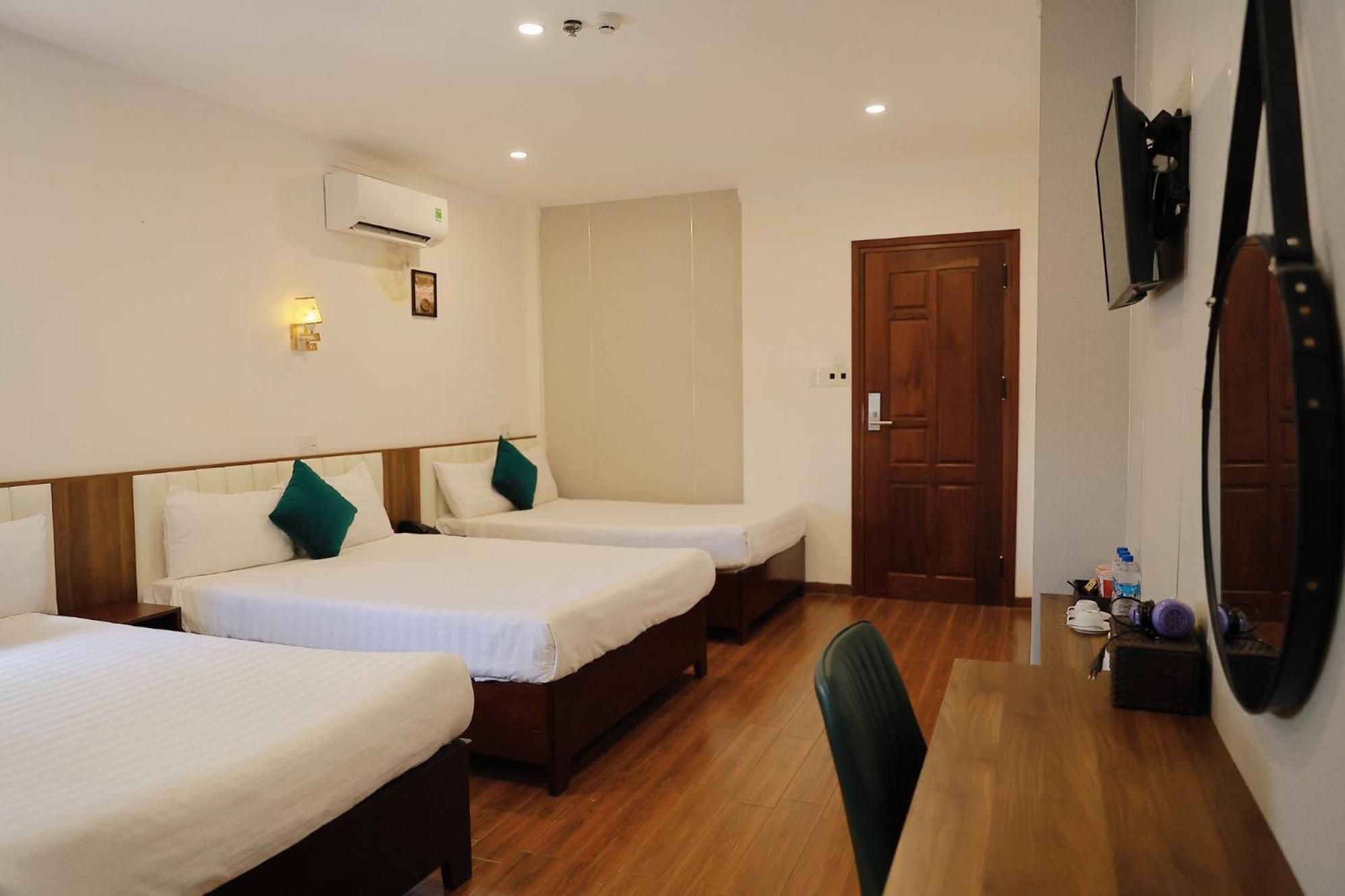 Le Centre Pleiku Hotel מראה חיצוני תמונה